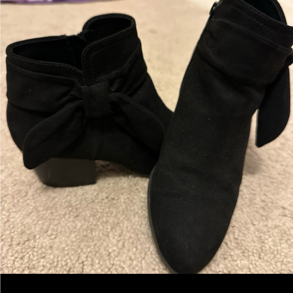 Booties - Picture 3 of 5